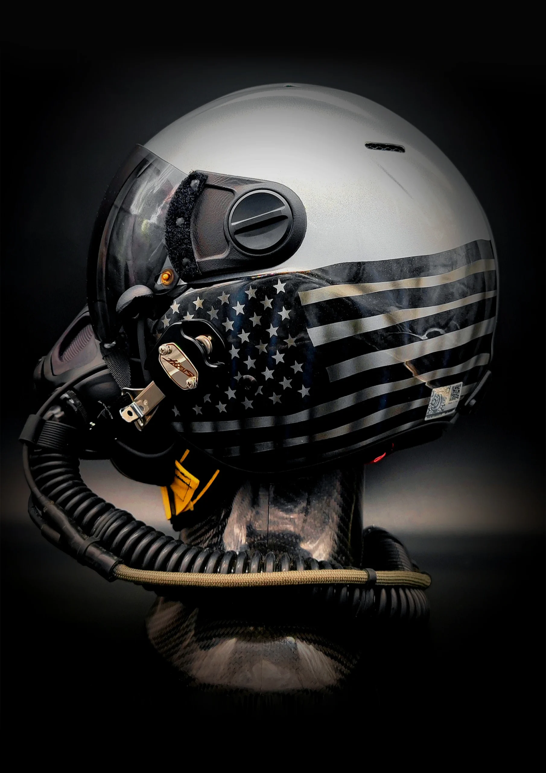 FIXED WING FLIGHT HELMET