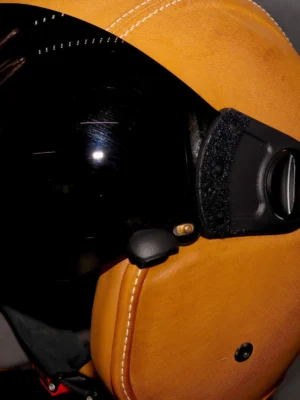 Vintage-Flight-Helmet-Detail-2